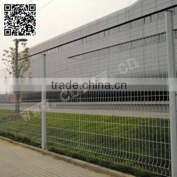 6 foot high by 9.5 foot long Canada steel construction fence panels