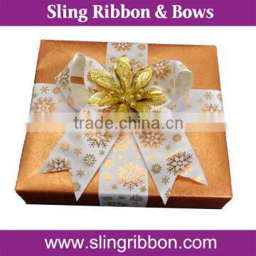 How To Make A Bow With Wide Ribbon