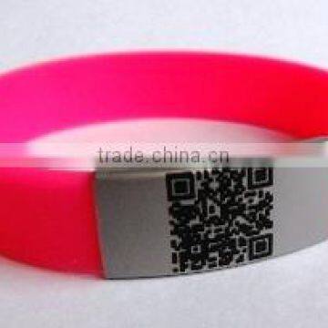 Silicone Rubber ID band with QR Code engraved metal