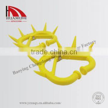 Plastic weaner spurs 120*85 mm yellow cattle weaner