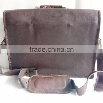 High Quality Stylish Handmade Vintage Leather Messenger Bag photo-2