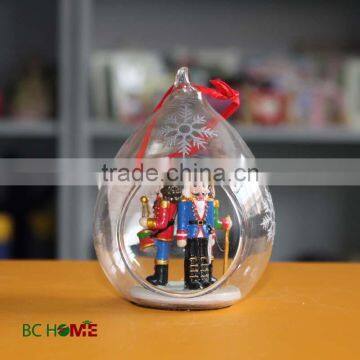 2017 new product christmas tree glass ornament with figure in it