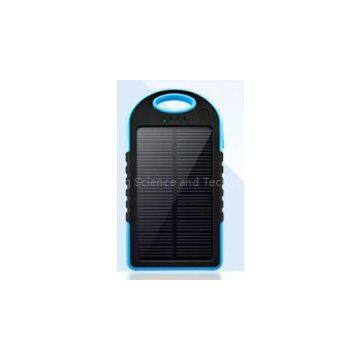 Emergency Solar Power Bank Charger for Smartphone. Camera.pc
