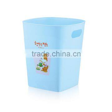 Indoor square PP plastic garbage bin trash can with handle for home use