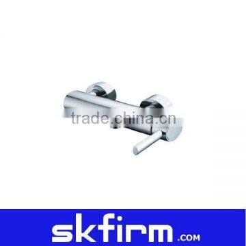 Chrome Finished Single Handle Shower Bathtub Faucet