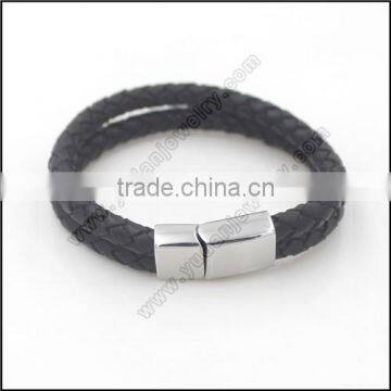 Magnetic Clasp Plain Leather Bracelet photo-2