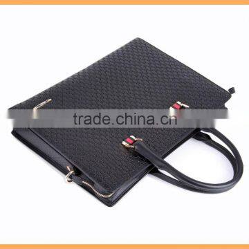 Manufacturer guangzhou shoulder bag 2016 new design genuine leather body bag