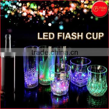 Hot sale flashing led plastic cup LED flashing cup, light up glowing LED plastic cup, bar accessories and party