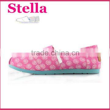 Comfort and Breathable Sneaker Slip on Rubber Sole Lady Canvas Shoes photo-5