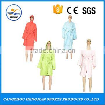 Wholesale top quality safety eco-friendly fashionable fluffy bathrobe for girls/boys