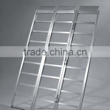 6061 aluminum /T6 Tri-folding aluminum ATV ramp