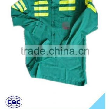 hot selling cheap breathable green with yellow reflective tapes separated workwear coverall