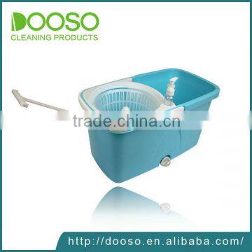 Soap dispenser economic bucket 360 degree rotating mop