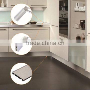 2016 Latest PVC plastic baseboard Aluminum finish surface