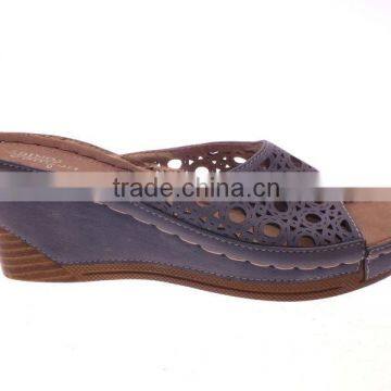 Latest design wedge sandals soft sole mid wedge heel slippers