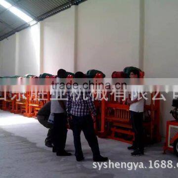 Simple Operation Hydraulic Concrete Block Making Machine QT4-30 Made in China Hydroform Cement Brick Shaping Equipment Price photo-5