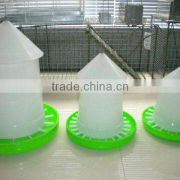 NL819 chicken feeder with lid