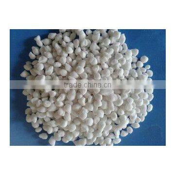 Fine particles for a long time does not harden ammonium sulfate