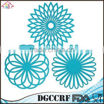 Premium Quality Cheap Insulated Flexible Durable Non Slip Coasters Multi-Use Flower Shaped Trivet Silicone Mat Hot Pads photo-3