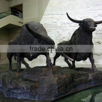 Large large indoor bronze buffalo sculpture for hotel decoration