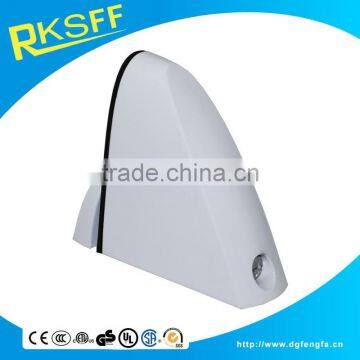 Manufacturing Die Casting Zinc Alloy High Quality White Glass Clamp photo-2