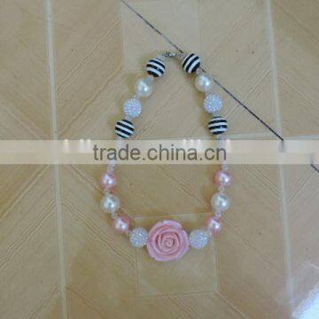 2016 Baby Girl Flower Necklace Peral Crystal Symmetric Kids Clothes Accessories photo-2