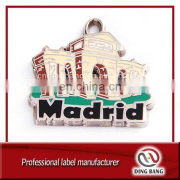 OEM Factory High Precision Die Cast Type And Soft Enamel Type Fashional Decoration Custom Madrid Souvenir Metal Pendant