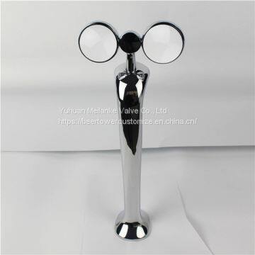 Медная двухстворчатая стойка для пива в пабе photo-4