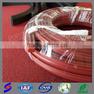 Silicone foam rubber sealing strip