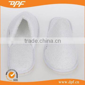 Custom high quality disposable super quality hotel slippers