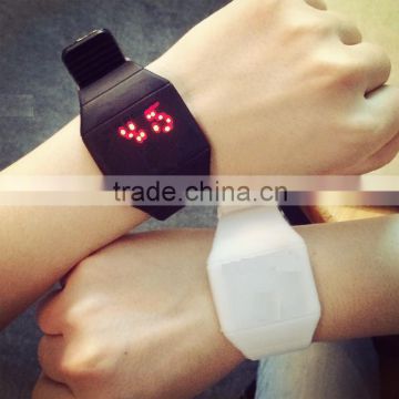 Custom made watch silicone band led watch couple lover wristwatches