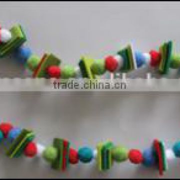 Felt handcraft garland