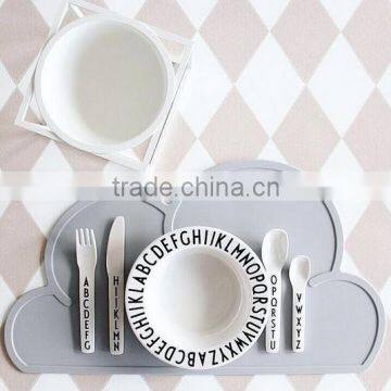 Silicone Non-slip Cloud Shape Kids Placemat Dinnerware Table Mat / Kids Meal Mat Placemat Eat Mat