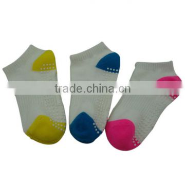 Haining GS custom logo colore toe and heel anti-slip non slip white cotton women grip trampoline socks