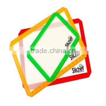 2016 lastest food grade anti-resistant non stick plastic mat