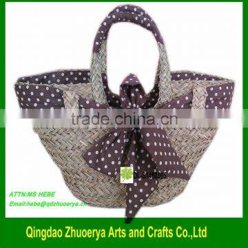Handmade natural seagrass straw tote bag