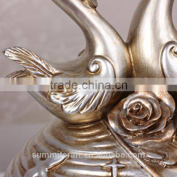 Resin Romantic Swan Figurines Gifts for Newly Married Couple photo-4