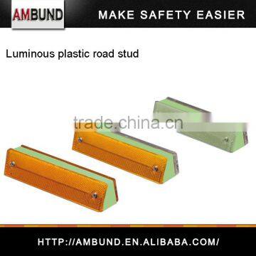 Luminescence Road safety plastic road cat eyes