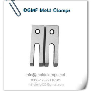 What is mold clamp