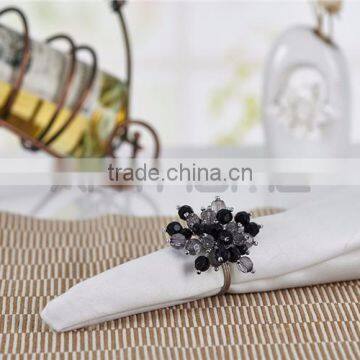 Hot Sale Flower Wedding 2014 Unique Fashion Crystal Napkin Rings