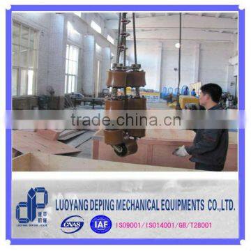 Pipe hanging roller cradle