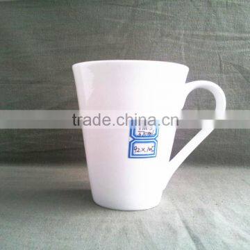 Ceramic bone china coffee mug manufacture with custom mug design