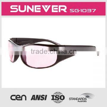 nice model and good quality sport sunglasses