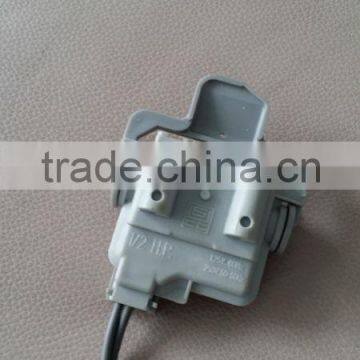 Whirlpool Spare Parts Opening a Whirlpool or Kenmore Direct Drive LID SWITCH 3949237 photo-2