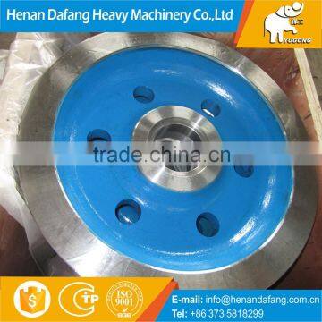 2015 Top Quality Customized Forged Crane Wheel on Rails