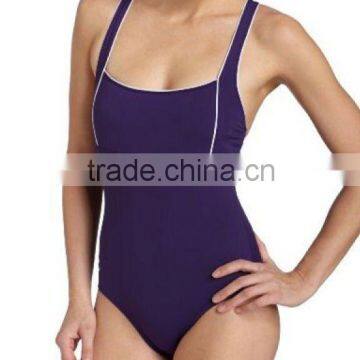 Elegant formal beachwear for lady