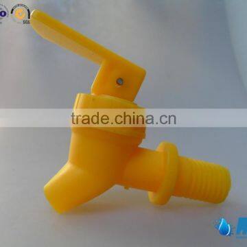 2015 China Plastic Water Dispenser Faucet