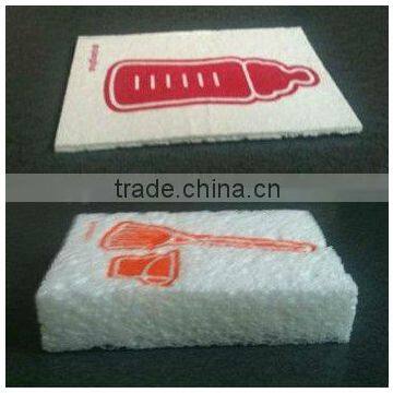 Compressed cellulose Sponge with hole