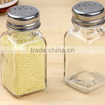 Cheap hot selling salt glass shaker