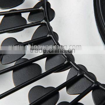 Manufacture Beautiful Heart-shaped Wrought Iron Wall Clock photo-6